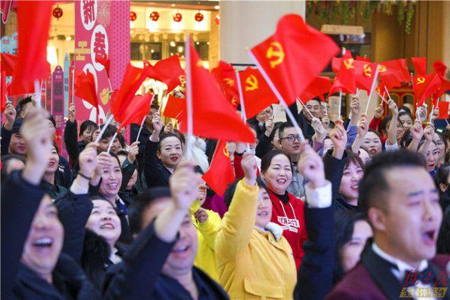 探索lol被封号3年怎么解封主题社区,发现你感兴趣的讨论话题
